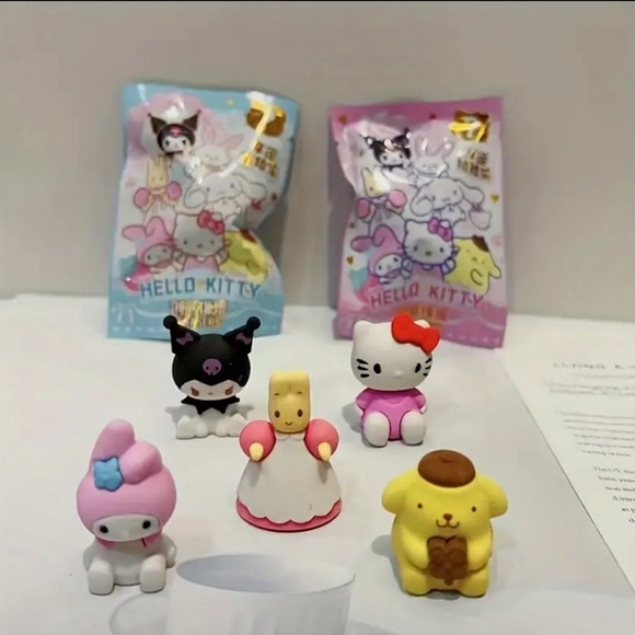 Set of Three 3D Sanrio Erasers Blind Bags - Picture 2 of 5